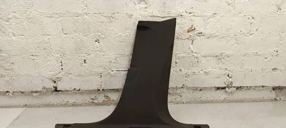 (B) pillar trim (bottom)