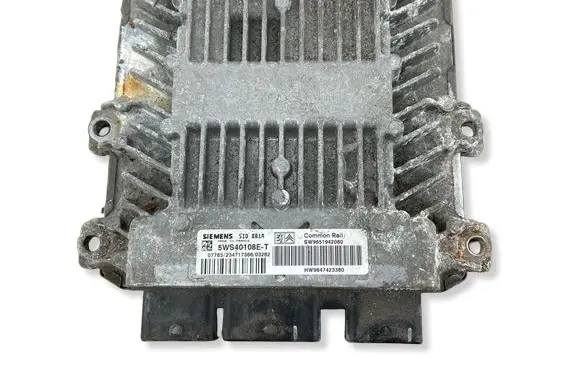 Citroen Berlingo Engine control unit/module 9651942080 5WS40108ET