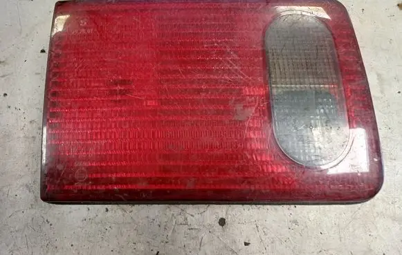 Audi A8 S8 D2 4D Tailgate rear/tail lights 4D0945093