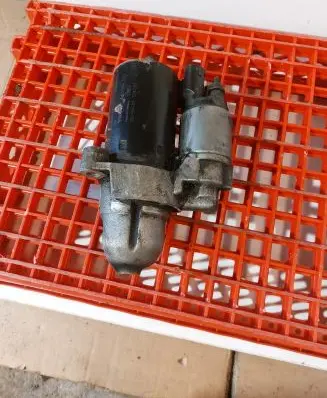 Audi A6 S6 C6 4F Starter motor 06E911023C