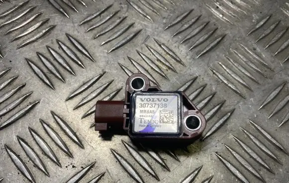 Volvo V50 Airbag deployment crash/impact sensor 30737138 8840A6 MRSA5