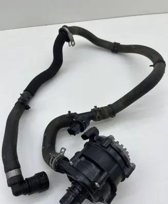 Volvo XC40 Electric auxiliary coolant/water pump 32222737
