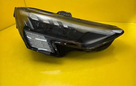 Audi A3 8Y Headlight/headlamp 8Y0941036F