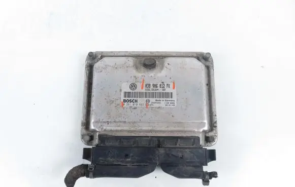Seat Leon (1M) Engine control unit/module 0281010683 038906012FK