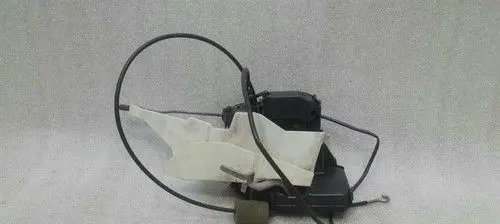 Mercedes-Benz SLK R171 Coupe door lock (next to the handle) A1717202635