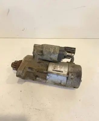 Skoda Superb B8 (3V) Starter motor 02E911024J