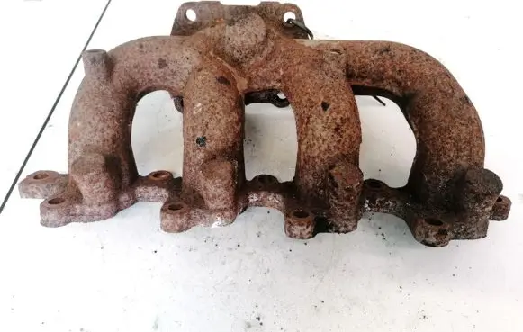 Ford Mondeo MK II Exhaust manifold