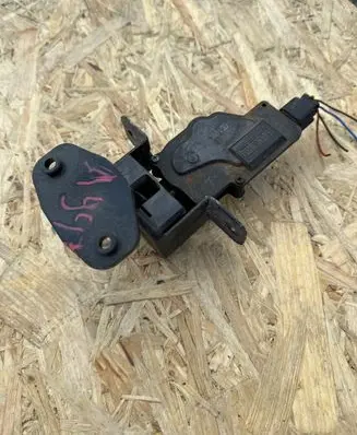 KIA Sorento Tailgate window lock/catch/latch 871303E000