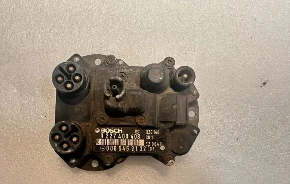 Mercedes-Benz E W124 Combustion control unit/module 0085459132 A0085459132 0227400408
