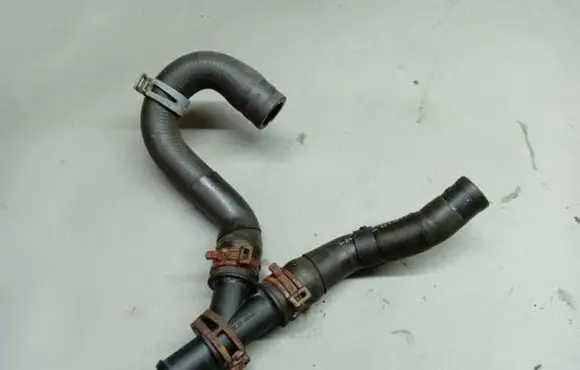 Volkswagen Golf VII Engine coolant pipe/hose 3001211