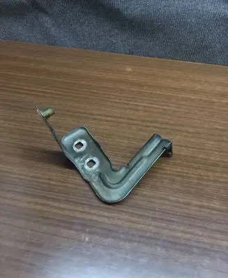 BMW 1 F20 F21 Fender mounting bracket