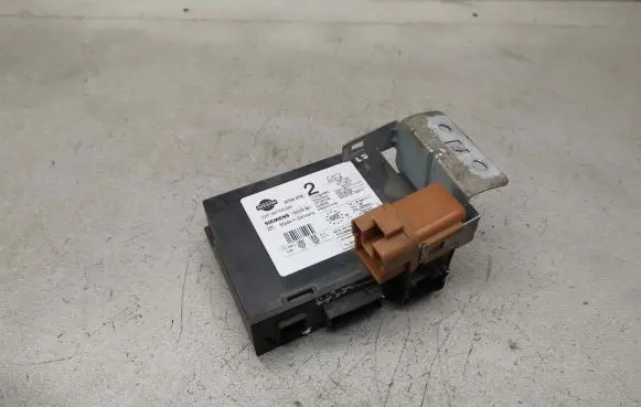 Nissan Primera Comfort/convenience module 285969F902 5WK4661