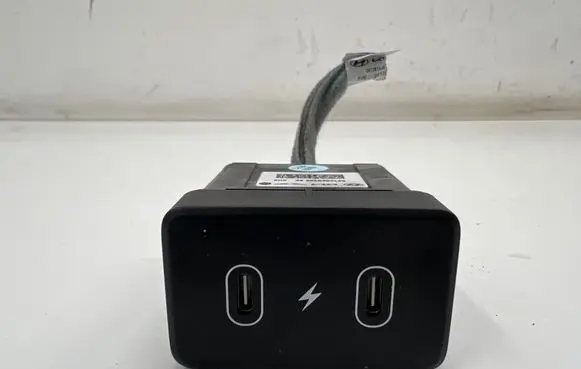 Hyundai IONIQ 6 USB socket connector 96125K3100