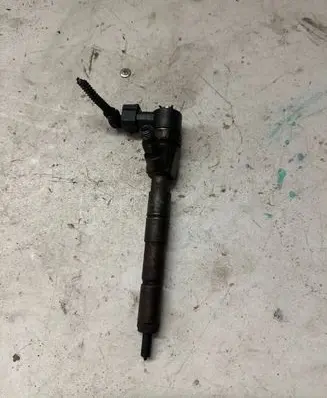 Alfa Romeo 159 Fuel injector 0445110213