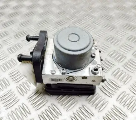 Mercedes-Benz E W238 ABS Pump A2134314801
