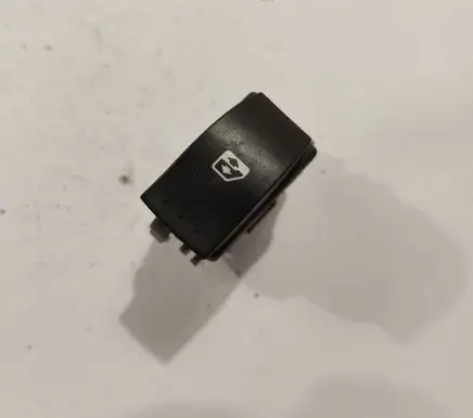 Renault Laguna II Electric window control switch 220510C