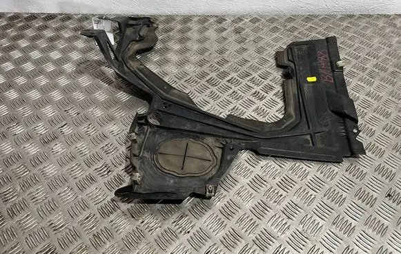 BMW 1 F40 Rear underbody cover/under tray 7436656