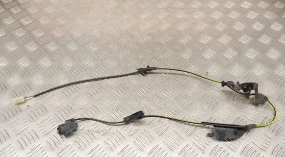 Lexus CT 200H Rear ABS sensor wiring 8282147150