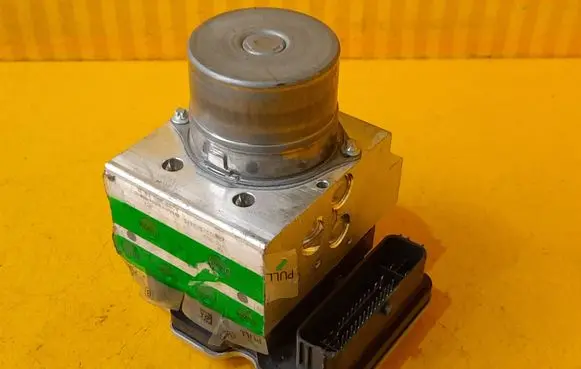 Mercedes-Benz C W206 ABS Pump A2069004418