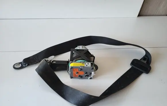Toyota Verso Front seatbelt