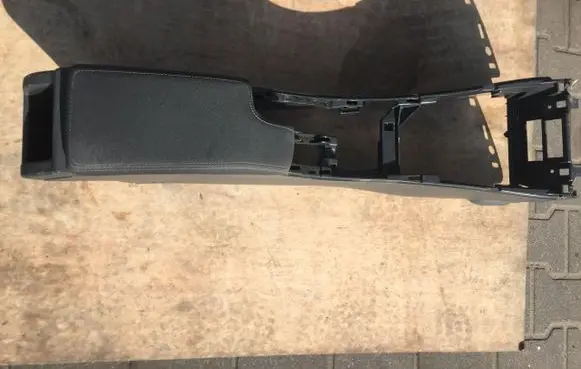 Renault Megane III Center console