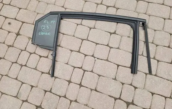 Opel Astra L Rear door window glass 9838521780