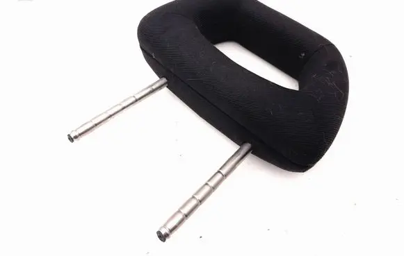 Volkswagen New Beetle Rear seat headrest 