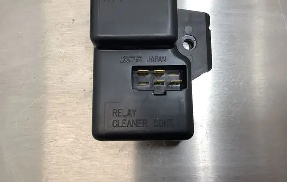 Subaru Forester SG Window wiper relay 3300120517