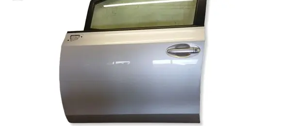 Toyota Prius (XW30) Front door 6700247110