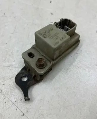 Toyota Avensis T250 Window wiper relay 8594205030