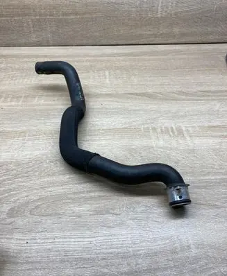 Mercedes-Benz C W204 Engine coolant pipe/hose A2045017182 625412