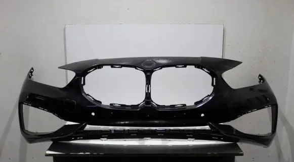 BMW 1 F40 Front bumper 3200101128