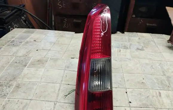 Volvo V70 Rear/tail lights 9154494ECE 9154494USA 9154494