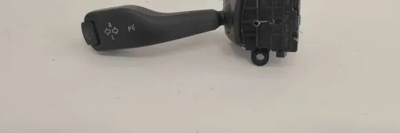 BMW 5 E39 Indicator stalk 8363668K 01104010