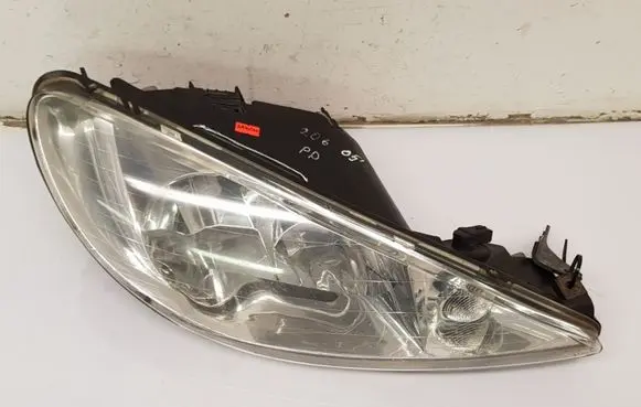 Peugeot 206 Headlight/headlamp 9630869680 89001931 6205T0