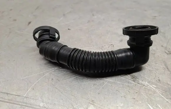 Volkswagen Golf VI Breather/breather pipe/hose 
