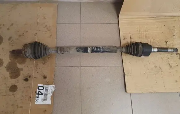 Chrysler Voyager Front driveshaft