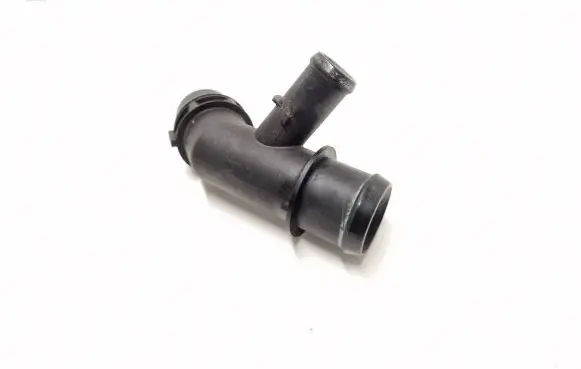 Audi A4 S4 B9 Engine coolant pipe/hose 8W0122293AE VDA263220