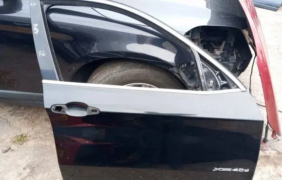 BMW X6 E71 Front door