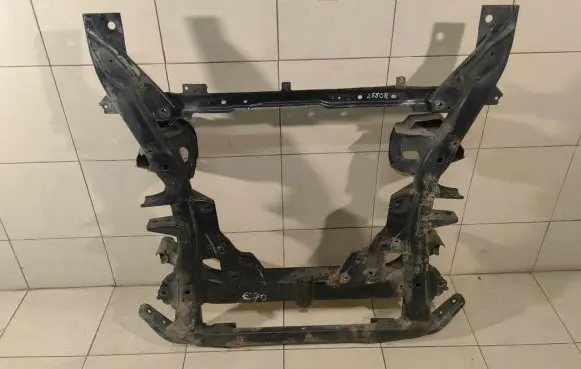 BMW X5 E70 Front subframe