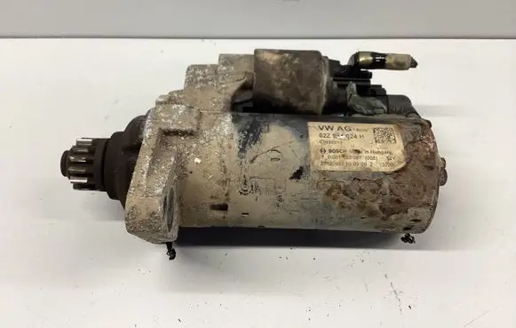 Volkswagen Golf VI Starter motor 00001153007