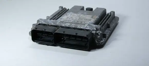Audi A6 S6 C6 4F Engine control unit/module 4F0907401A