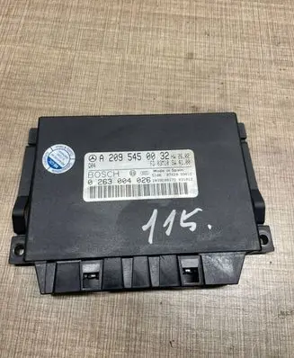 Mercedes-Benz C W203 Parking PDC control unit/module A2095450032 0263004026 1039E00175