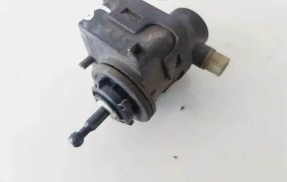 Renault Scenic II - Grand scenic II Headlight level adjustment motor 7700420737