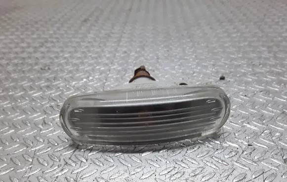 Fiat Punto (188) Front fender indicator light 51717793