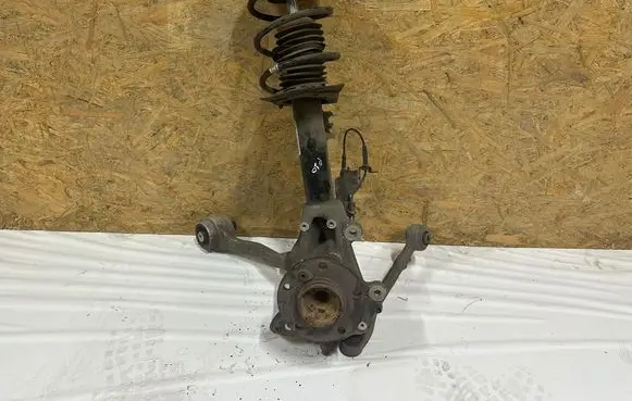 BMW 1 F20 F21 Front wheel hub spindle knuckle 6850358 22269077 F30V080B
