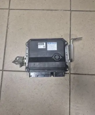 Toyota Prius (XW30) Engine control unit/module 8966147470