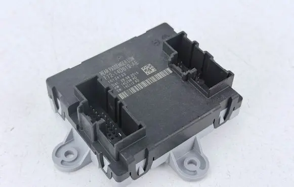 Jaguar XF X260 Door control unit/module F7214D619AE