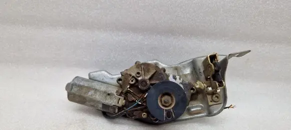 Renault Laguna I Rear window wiper motor 1397020052
