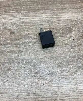 Chrysler Voyager Other relay 4608650